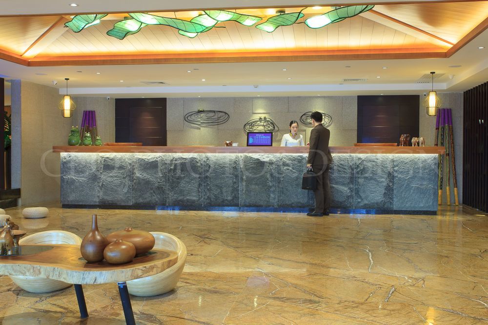 Relax Season Hotel Dongmen Shenzhen Exterior photo